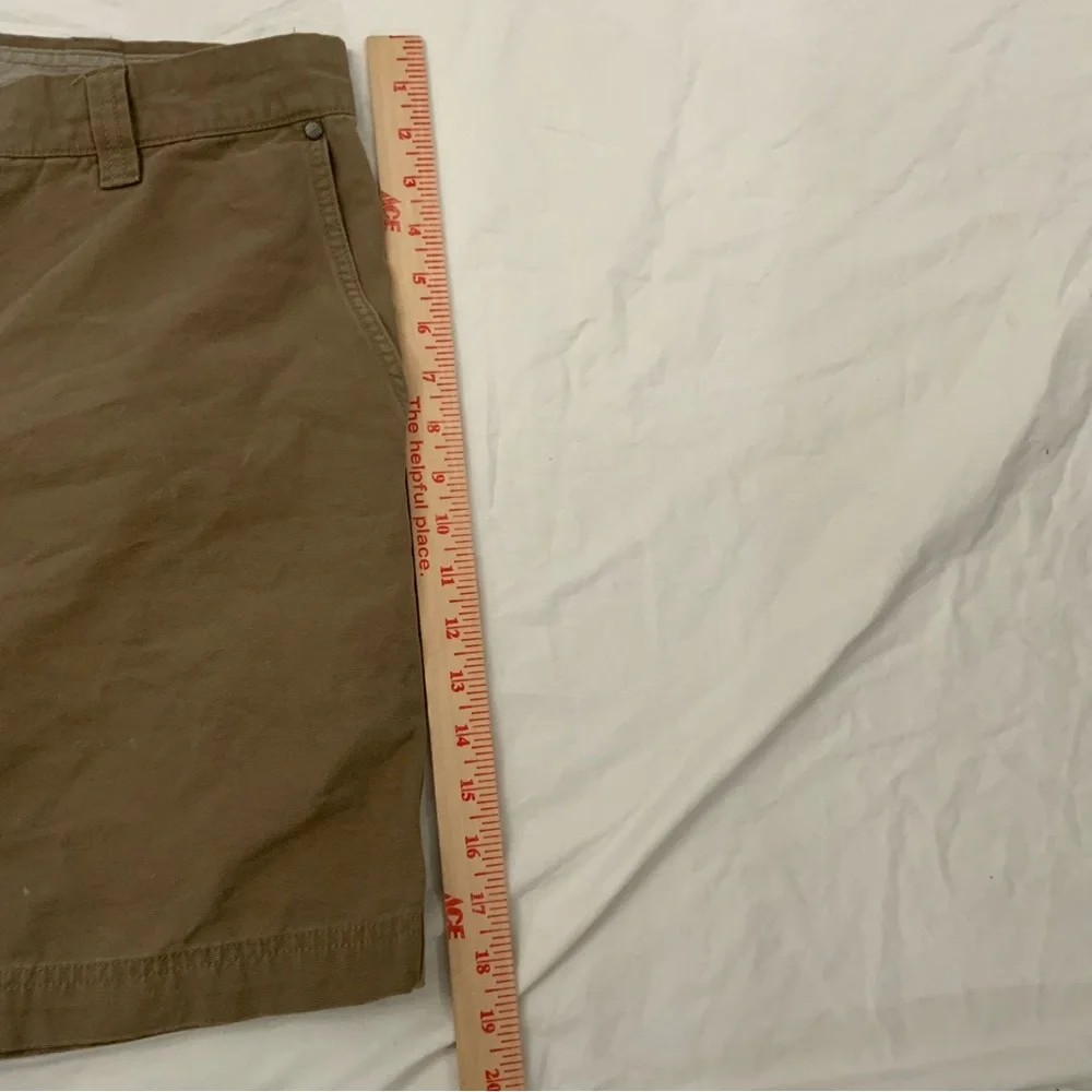 Columbia Flat Front 100% Cotton Shorts 38 Tan Hiking Fishing & other outdoor